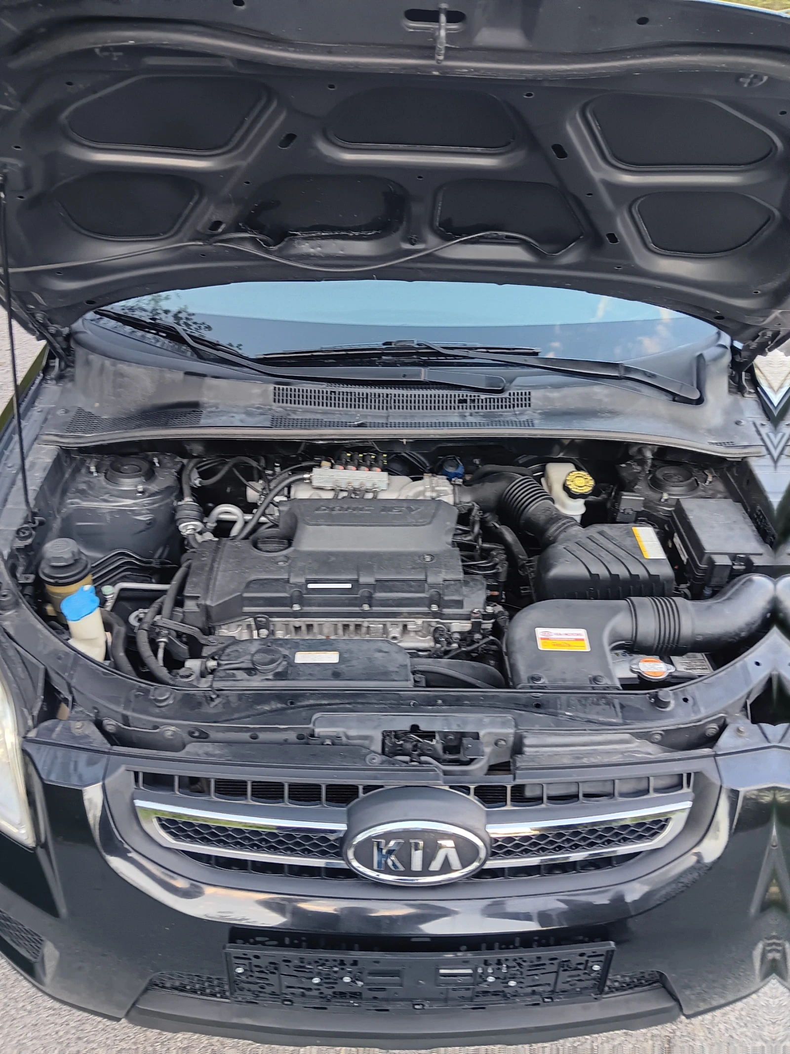 Kia Sportage 2.0-���-������-141�.�.-������-�����������-�������! | Mobile.bg � ����������� 14