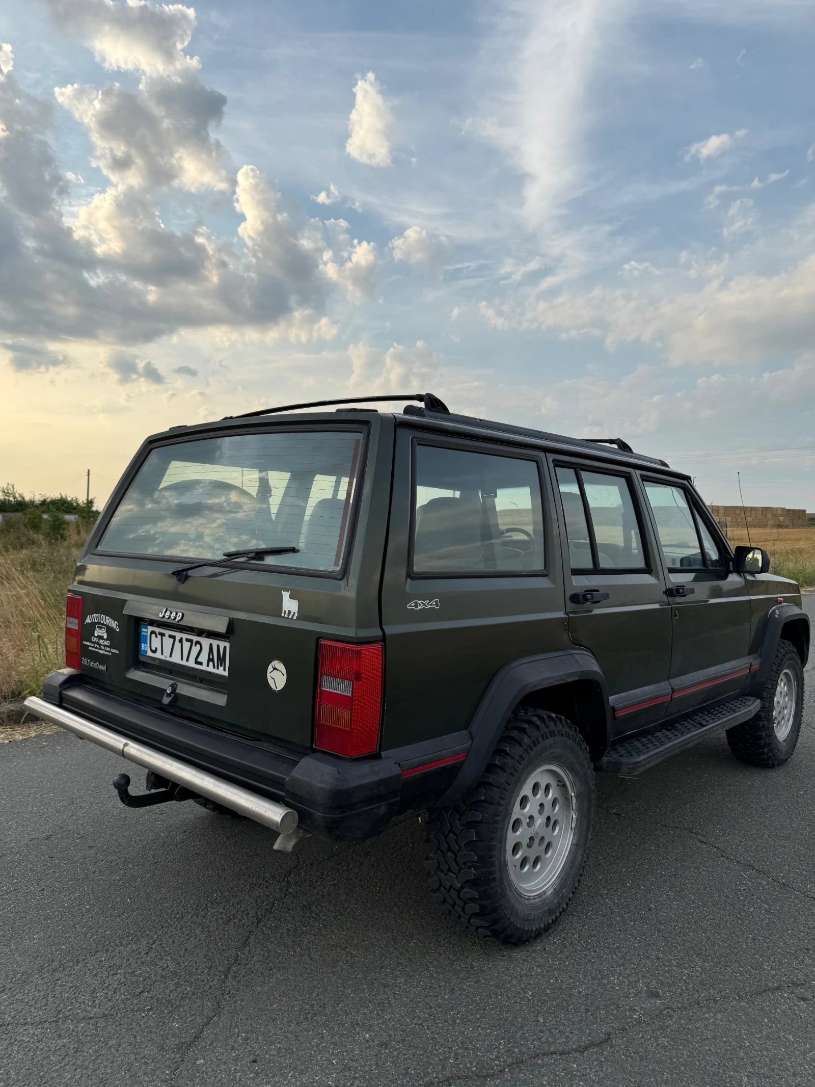 Jeep Cherokee 2.5 TD 116hp, снимка 4 - Автомобили и джипове - 55319520