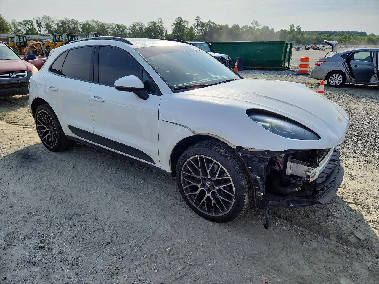 Porsche Macan, снимка 3 - Автомобили и джипове - 55340088