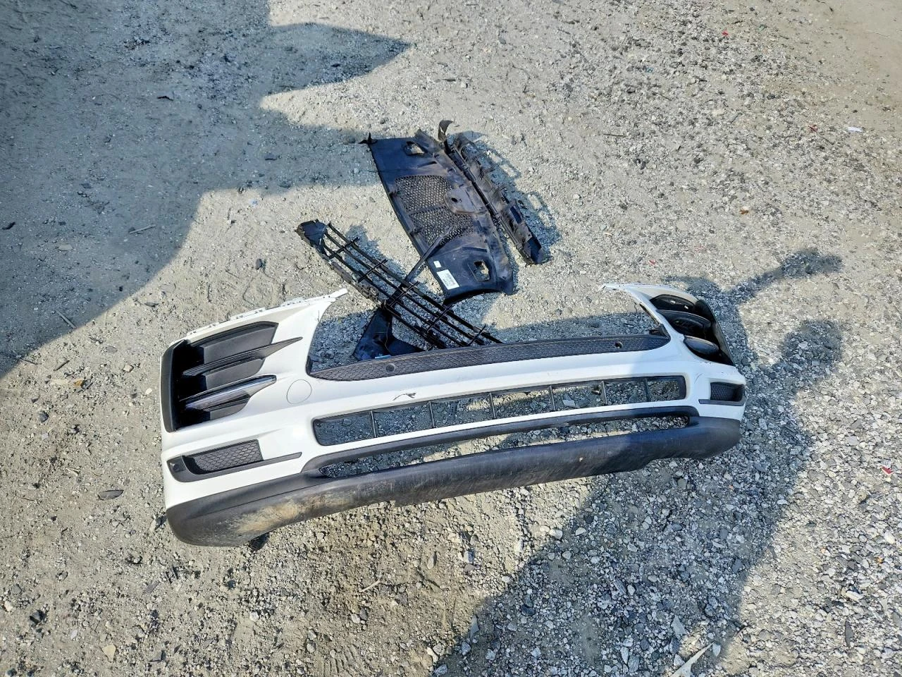 Porsche Macan, снимка 12 - Автомобили и джипове - 55340088