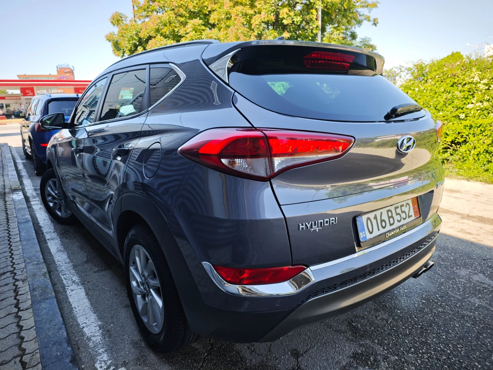 Hyundai Tucson 1.6i, снимка 4 - Автомобили и джипове - 55452867