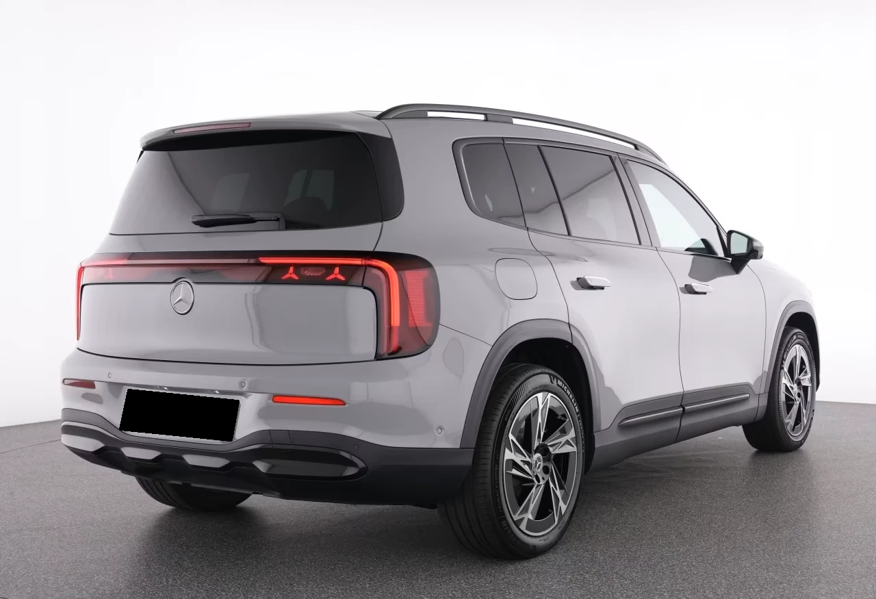 Mercedes-Benz GLB 250 NEW* ELECTRIC* BURM* DISTR* 360 CAM* KEYLESS* PANO, снимка 4 - Автомобили и джипове - 55614136