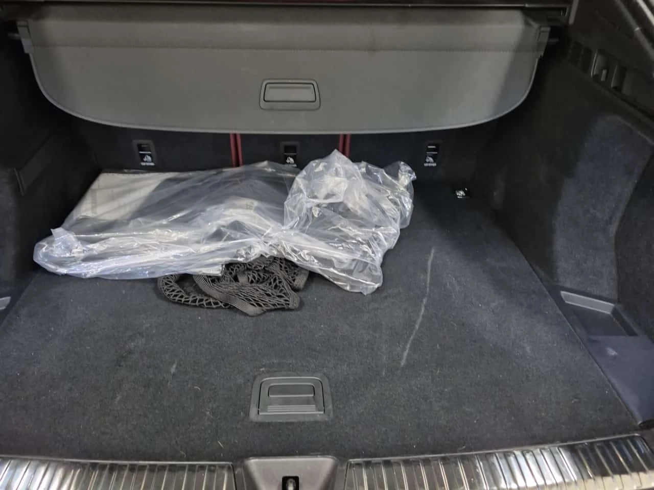 Audi SQ5 * TECHNIK * АВТОКРЕДИТ БЕЗ ПЪРВОНАЧАЛНА ВНОСКА* , снимка 14 - Автомобили и джипове - 56337186