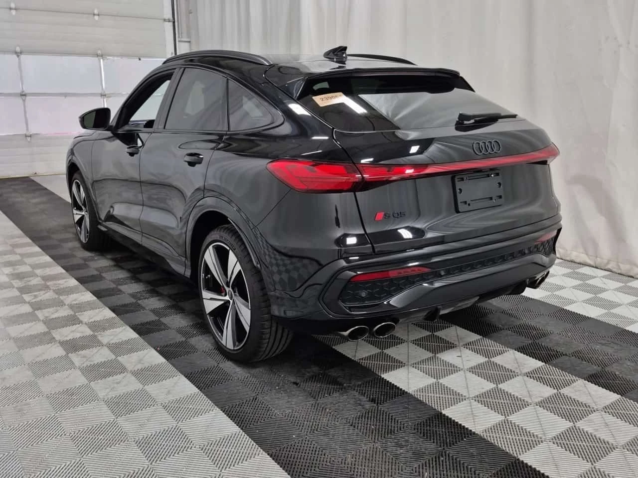 Audi SQ5 * TECHNIK * АВТОКРЕДИТ БЕЗ ПЪРВОНАЧАЛНА ВНОСКА* , снимка 4 - Автомобили и джипове - 56337186