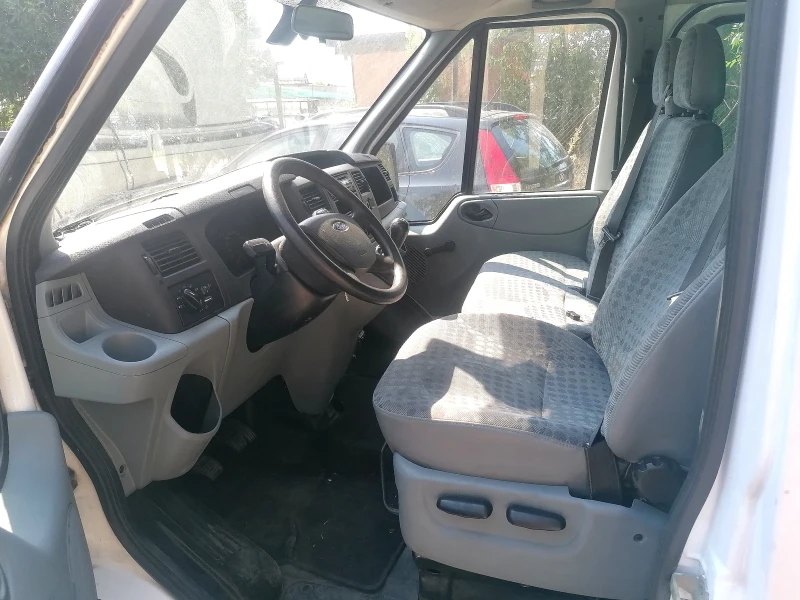 Ford Transit 2.2 8+ 1 климатик, снимка 10 - Бусове и автобуси - 46917285