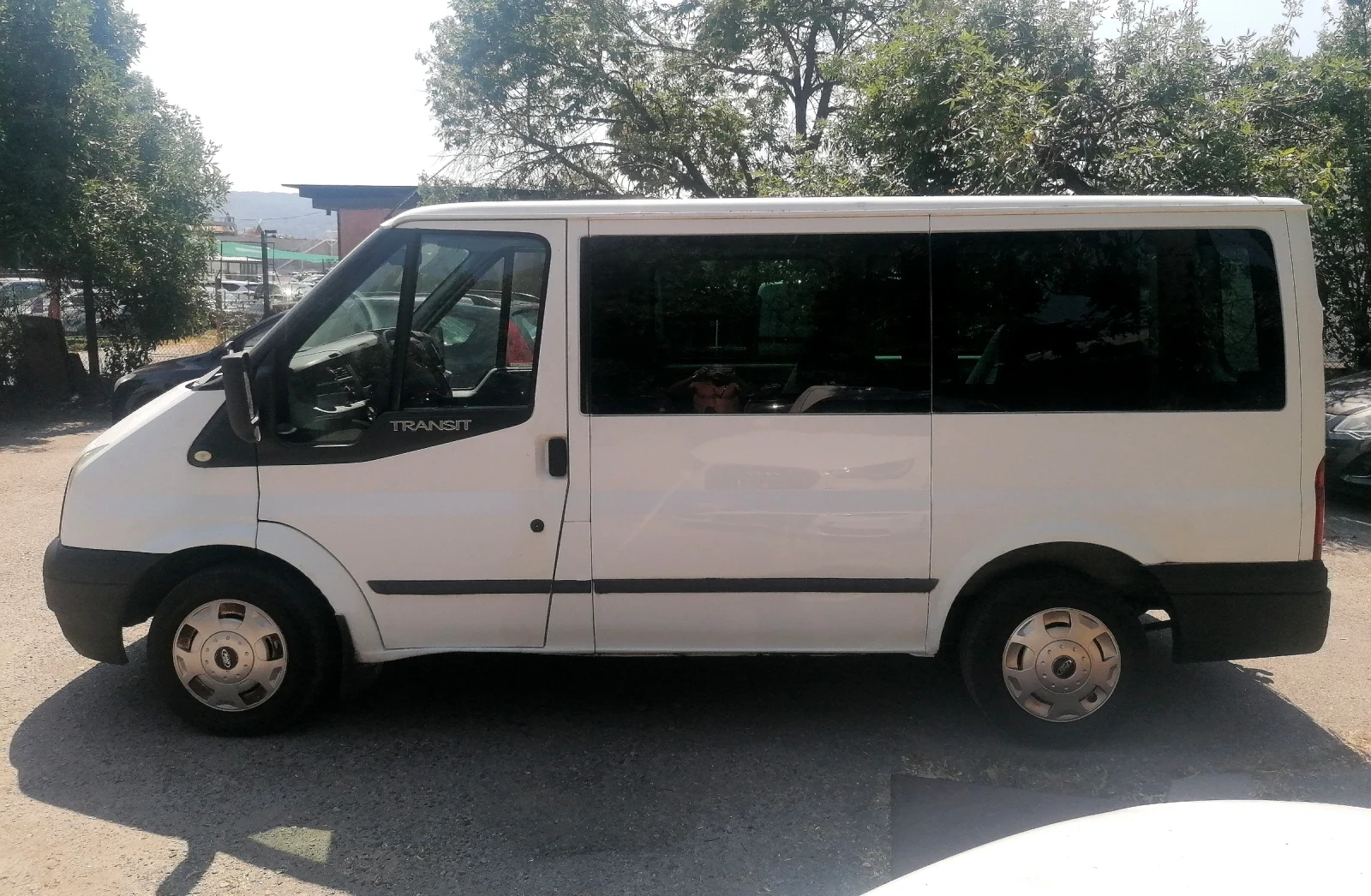 Ford Transit 2.2 8+ 1 климатик - изображение 4