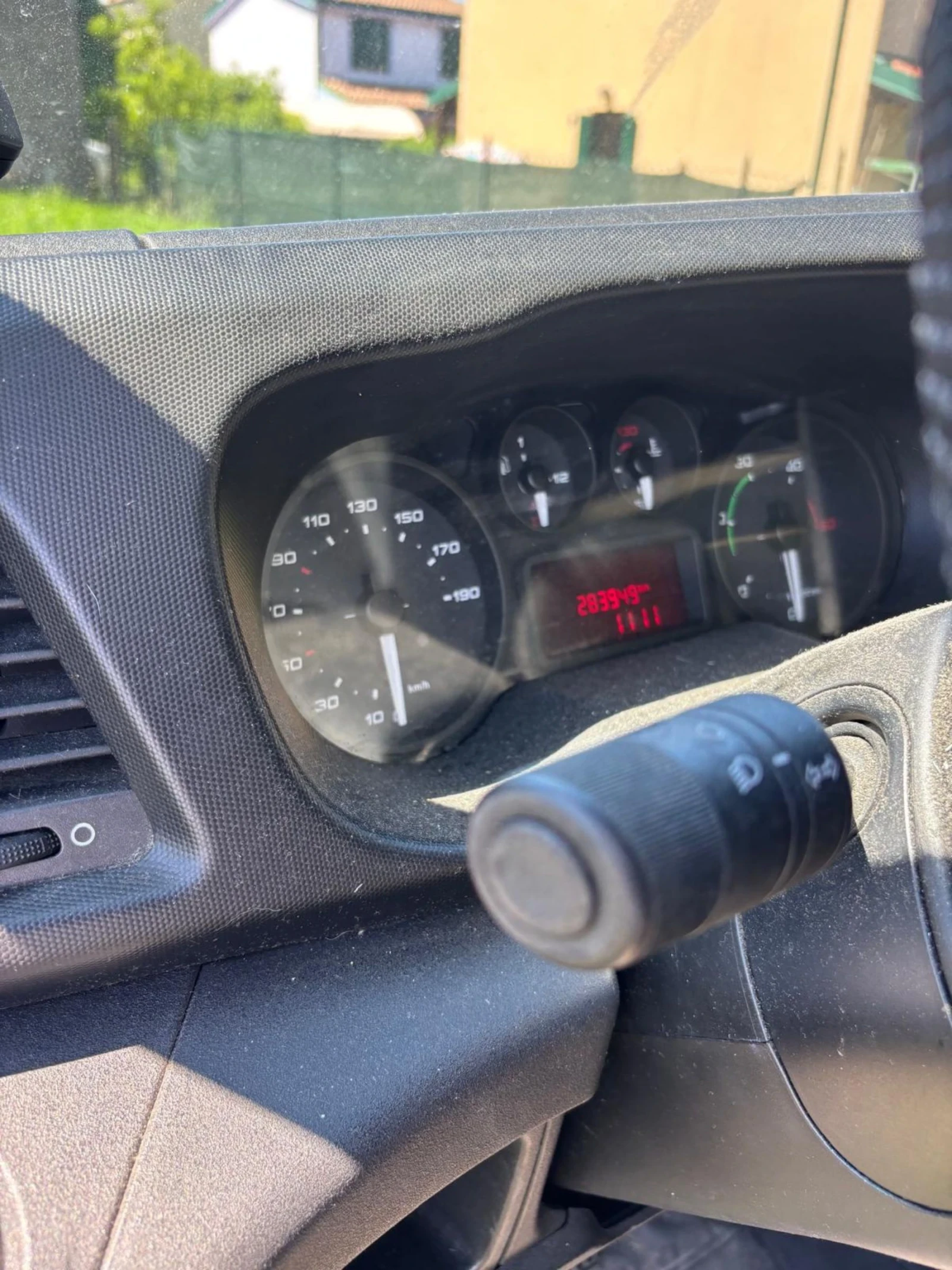 Iveco 60с15 8 палетен От Италия, снимка 9 - Бусове и автобуси - 54973888