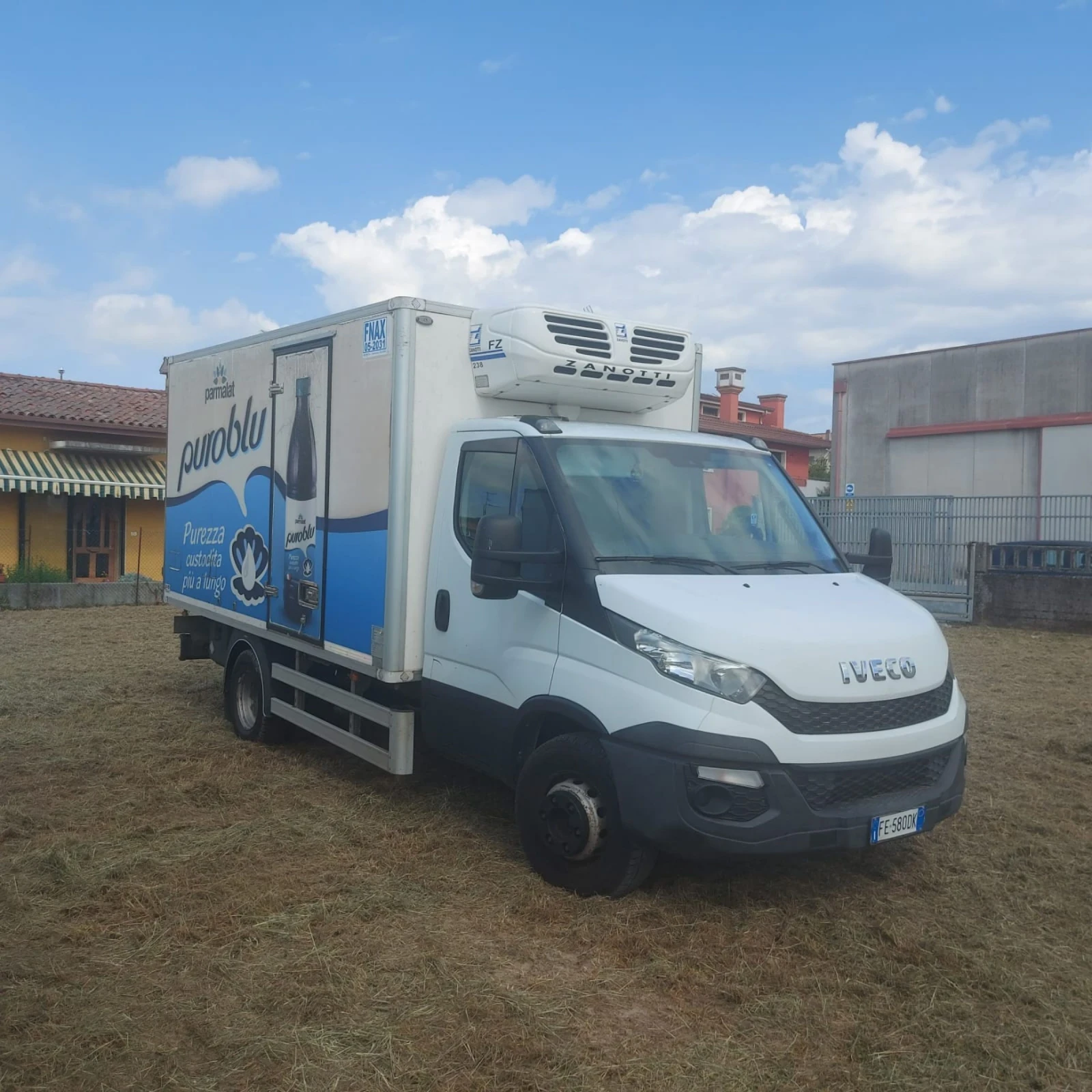 Iveco 60с15 8 палетен От Италия, снимка 3 - Бусове и автобуси - 54973888