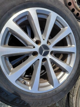 ����� �� �������� �� ���� � ������ 225/55R17 �� Mercedes-Benz