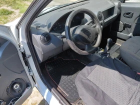 Dacia Logan пикап, снимка 7