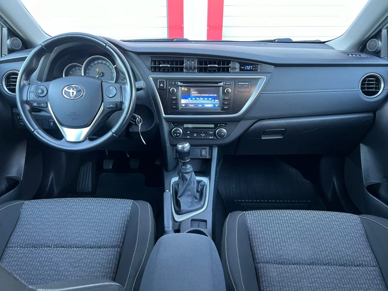 Toyota Auris 1.4D-4D NAVI KAMERA EVRO 5B 6-СКОРОСТИ ЛИЗИНГ!!!, снимка 14 - Автомобили и джипове - 47426779