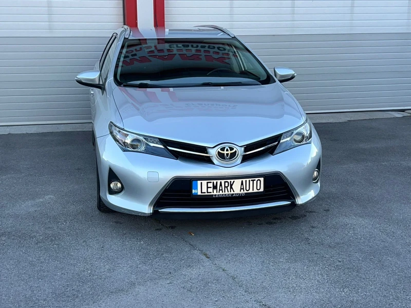 Toyota Auris 1.4D-4D NAVI KAMERA EVRO 5B 6-СКОРОСТИ ЛИЗИНГ!!!, снимка 3 - Автомобили и джипове - 47426779