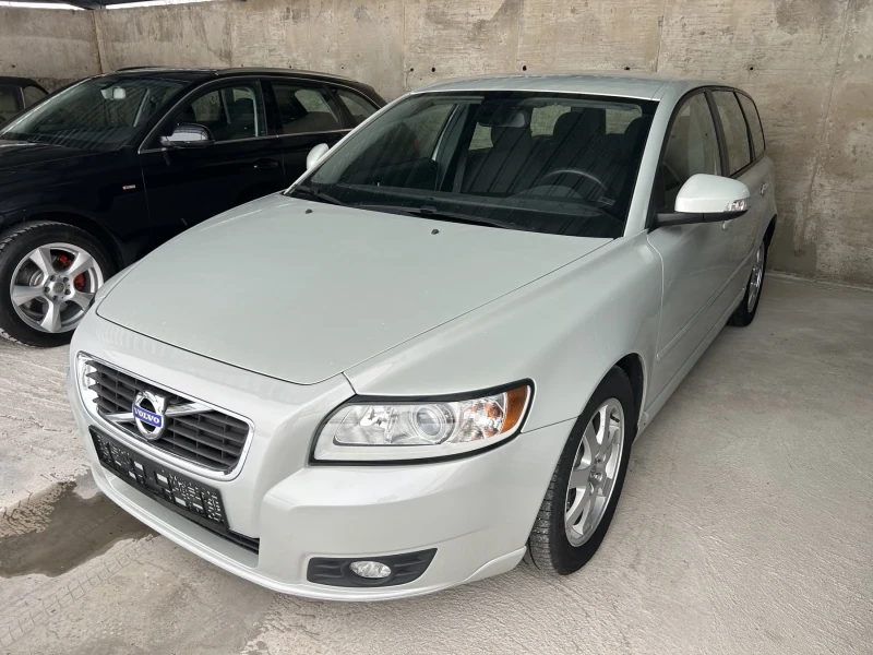 Volvo V50 1.6 TD FACE 115 к. с., снимка 1 - Автомобили и джипове - 49182928