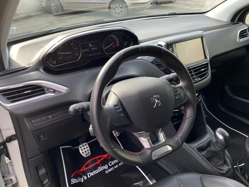 Peugeot 208 1.5HDI 102 GT Line FULL, снимка 8 - Автомобили и джипове - 52548825