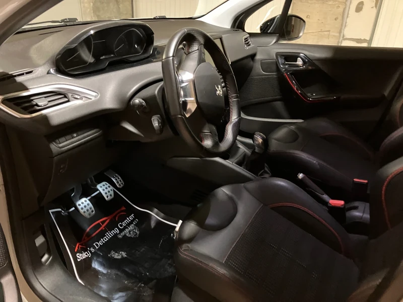 Peugeot 208 1.5HDI 102 GT Line FULL, снимка 17 - Автомобили и джипове - 52548825