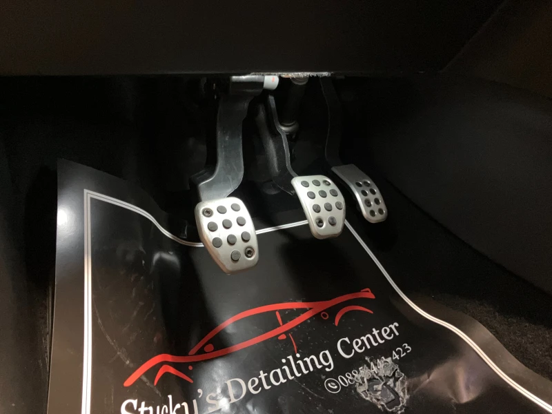 Peugeot 208 1.5HDI 102 GT Line FULL, снимка 15 - Автомобили и джипове - 52548825