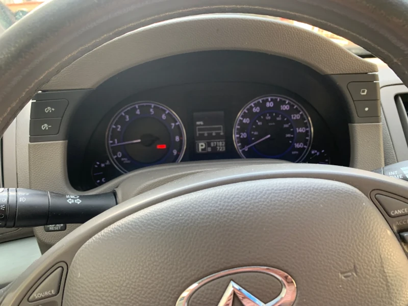 Infiniti G 25, снимка 13 - Автомобили и джипове - 52371788