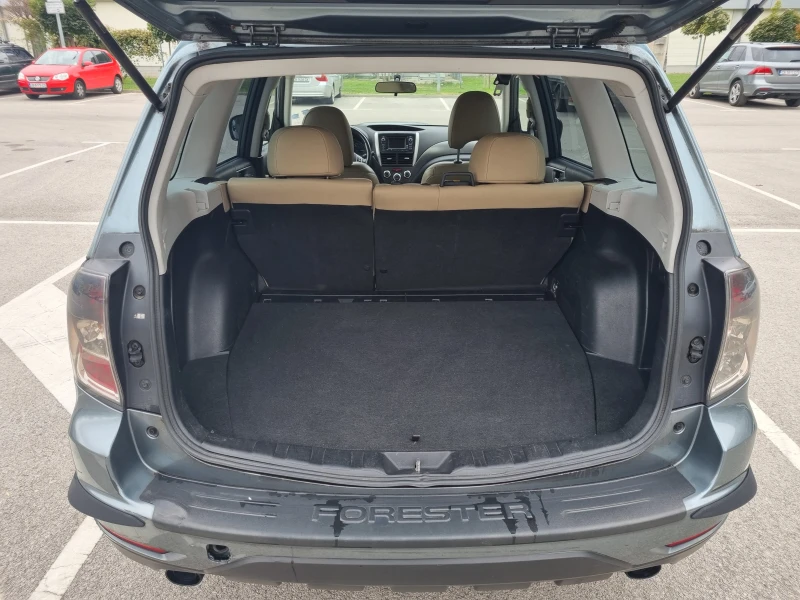 Subaru Forester, снимка 9 - Автомобили и джипове - 52591274