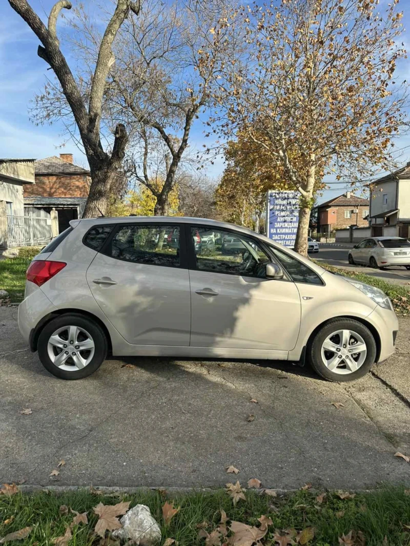 Kia Venga, снимка 9 - Автомобили и джипове - 52445716