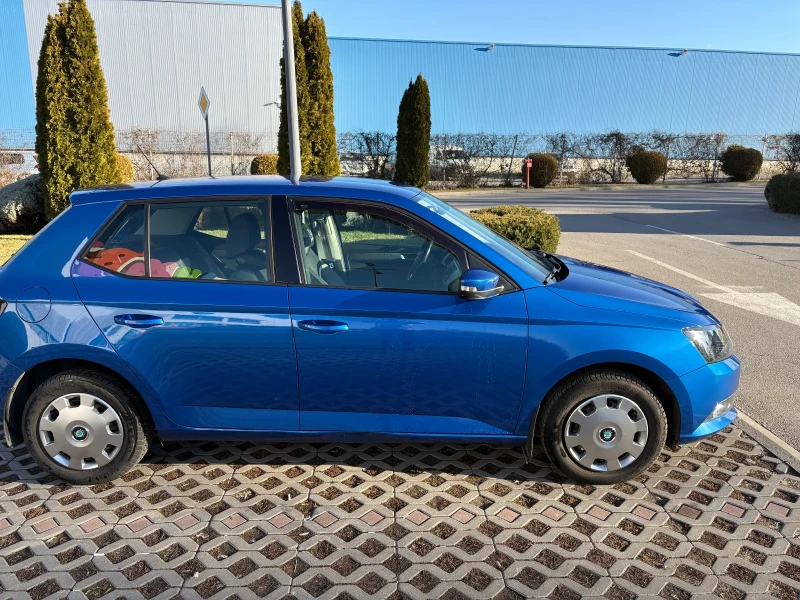 Skoda Fabia, снимка 10 - Автомобили и джипове - 53179828