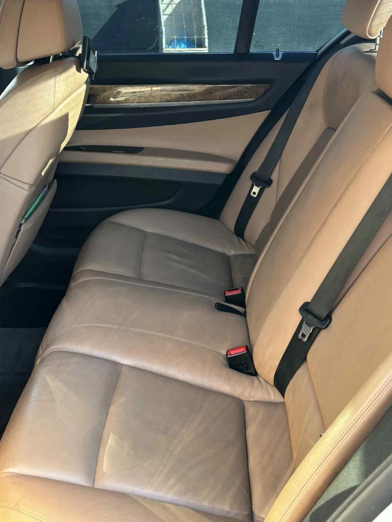 BMW 740, снимка 9 - Автомобили и джипове - 53231127