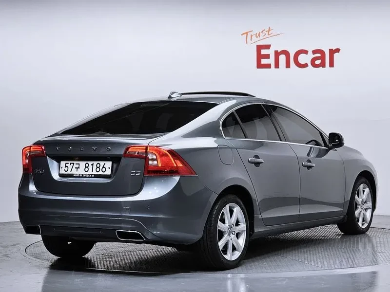 Volvo S60  D3 2Nd Generation, снимка 2 - Автомобили и джипове - 55262640
