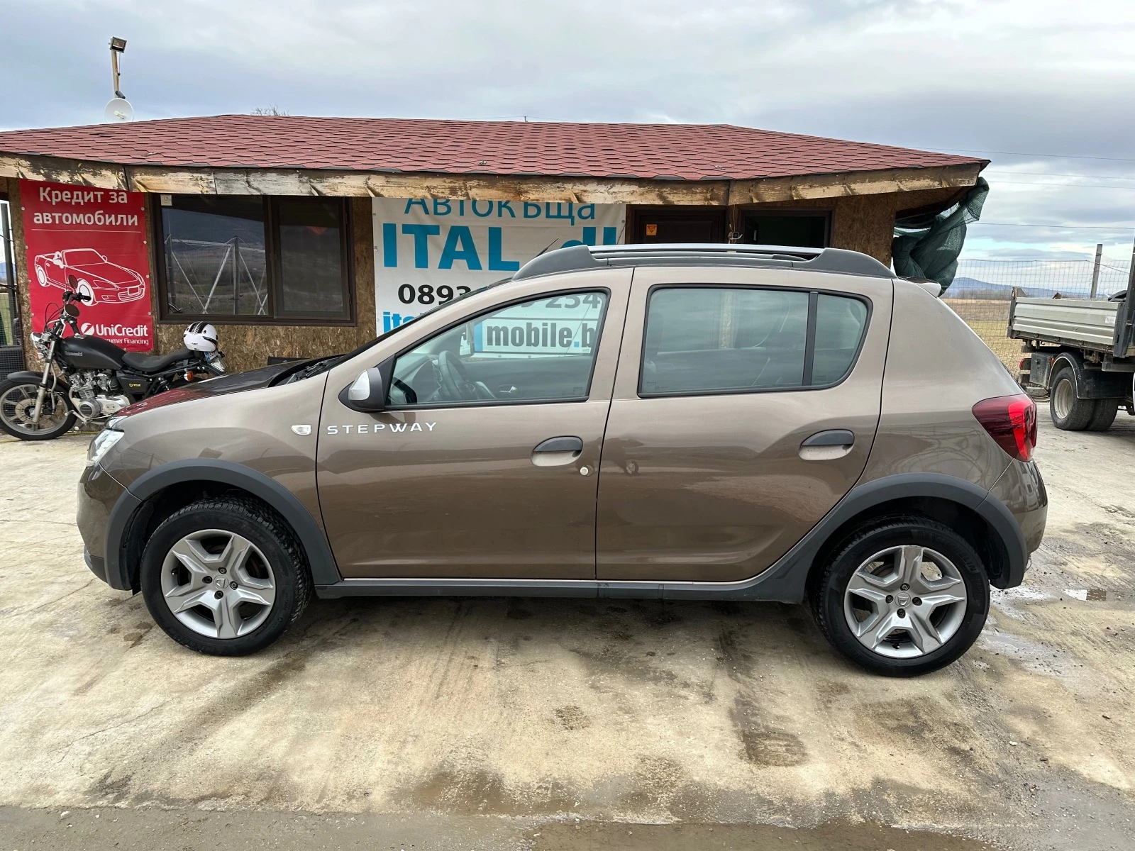 Dacia Sandero STEPWAY 1.0TCe/ 101к.с./ LPG - изображение 2