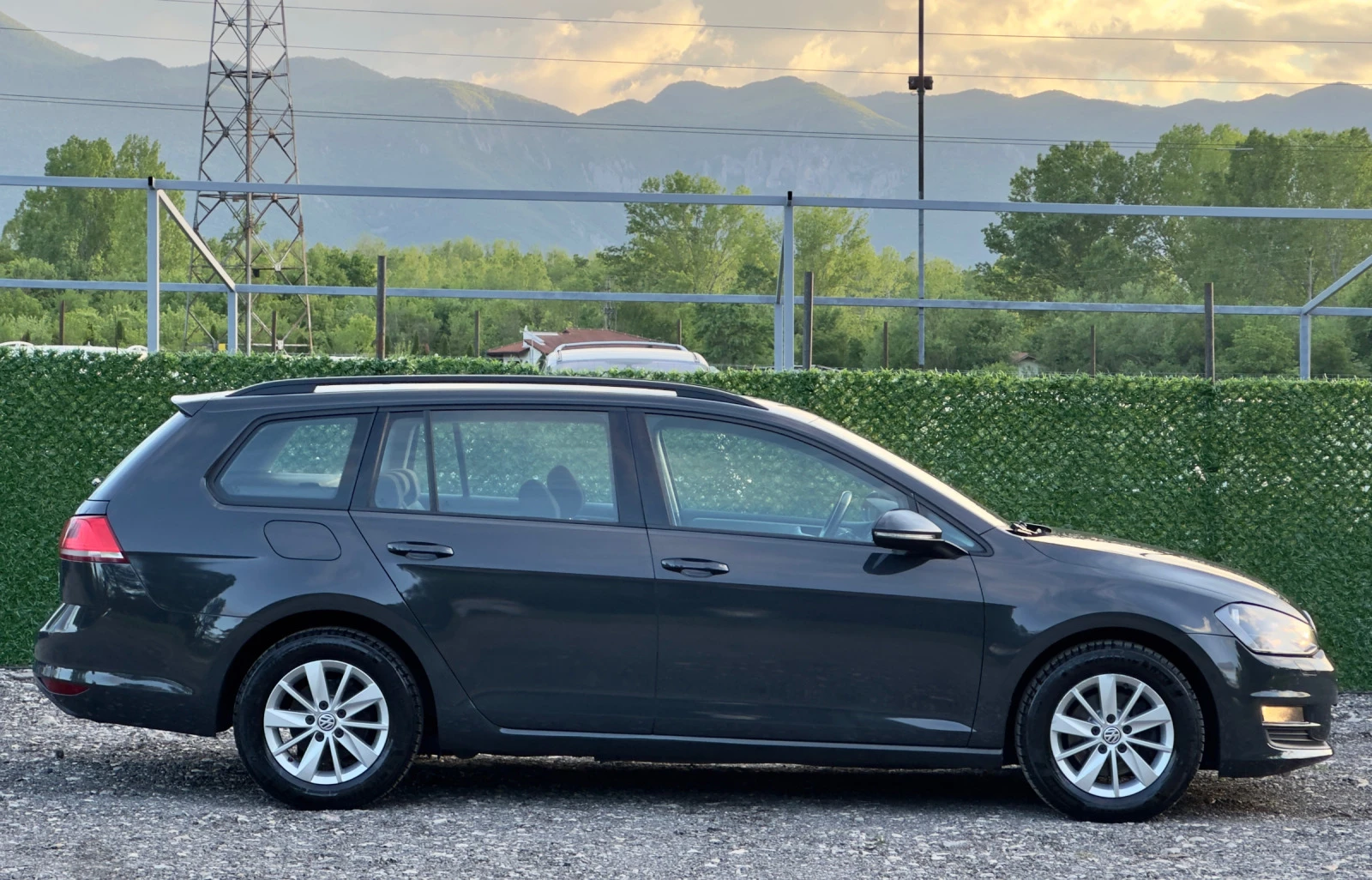 VW Golf 1.6TDI - изображение 3