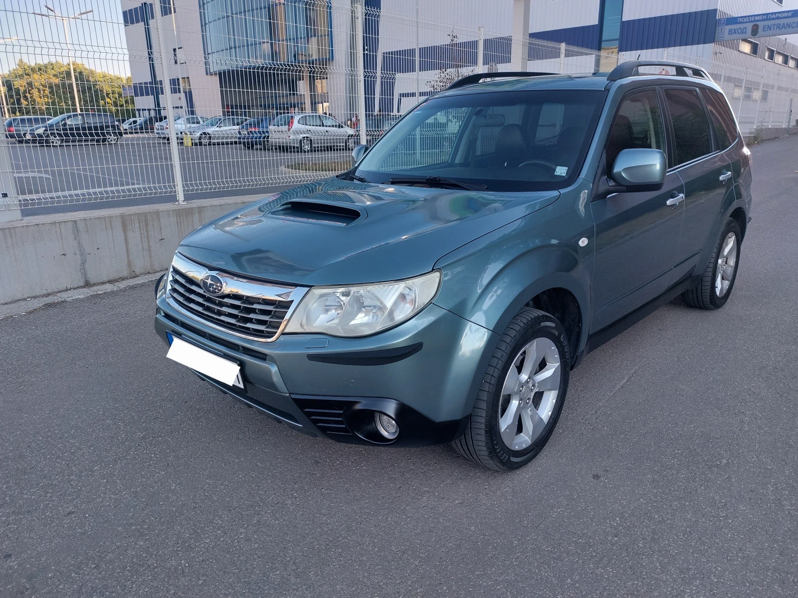 Subaru Forester 2.5XT ГАЗ* СЕРВИЗНА ИСТОРИЯ* АВТОМАТ - изображение 2