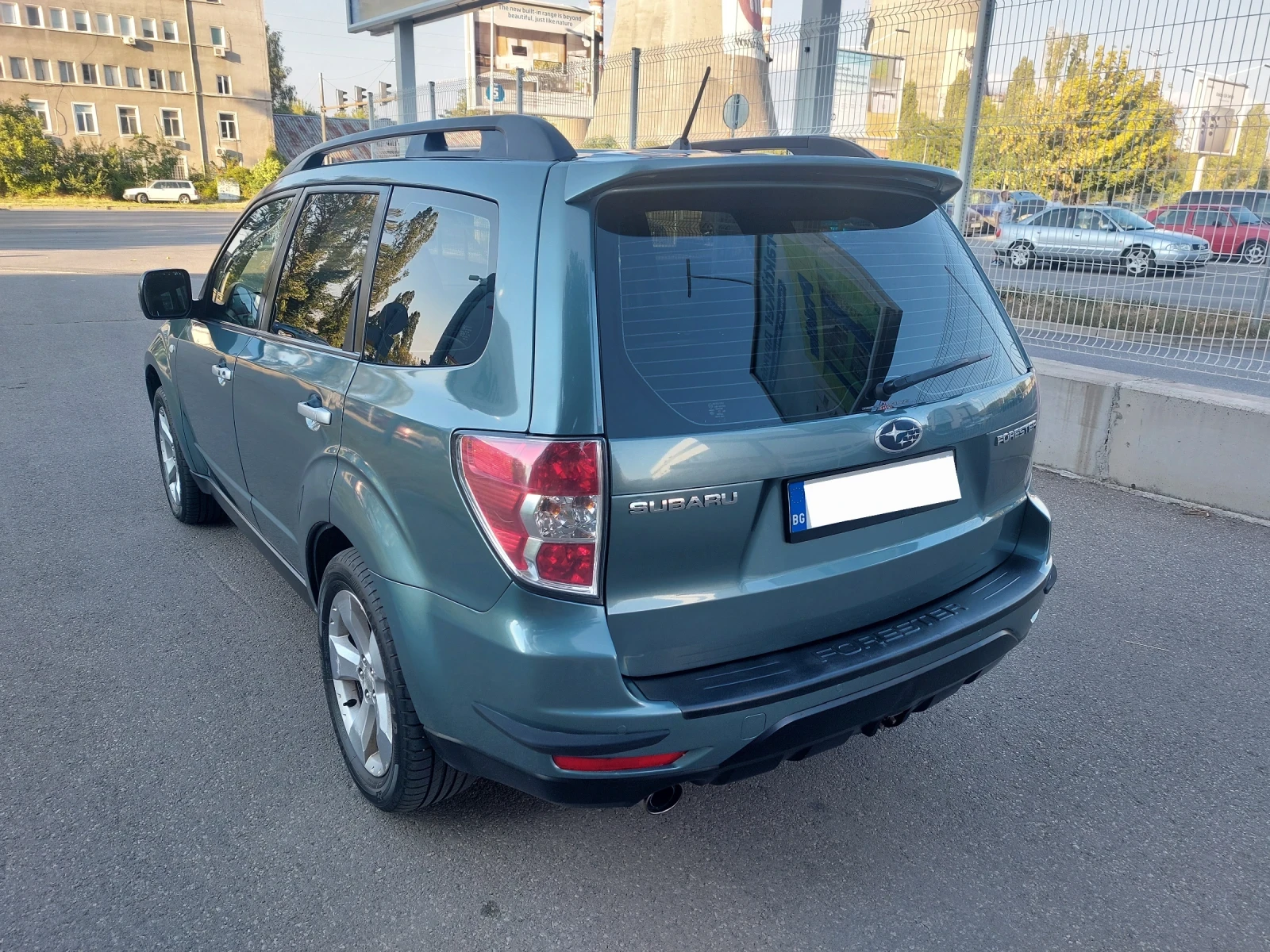 Subaru Forester 2.5XT ГАЗ* СЕРВИЗНА ИСТОРИЯ* АВТОМАТ - изображение 3