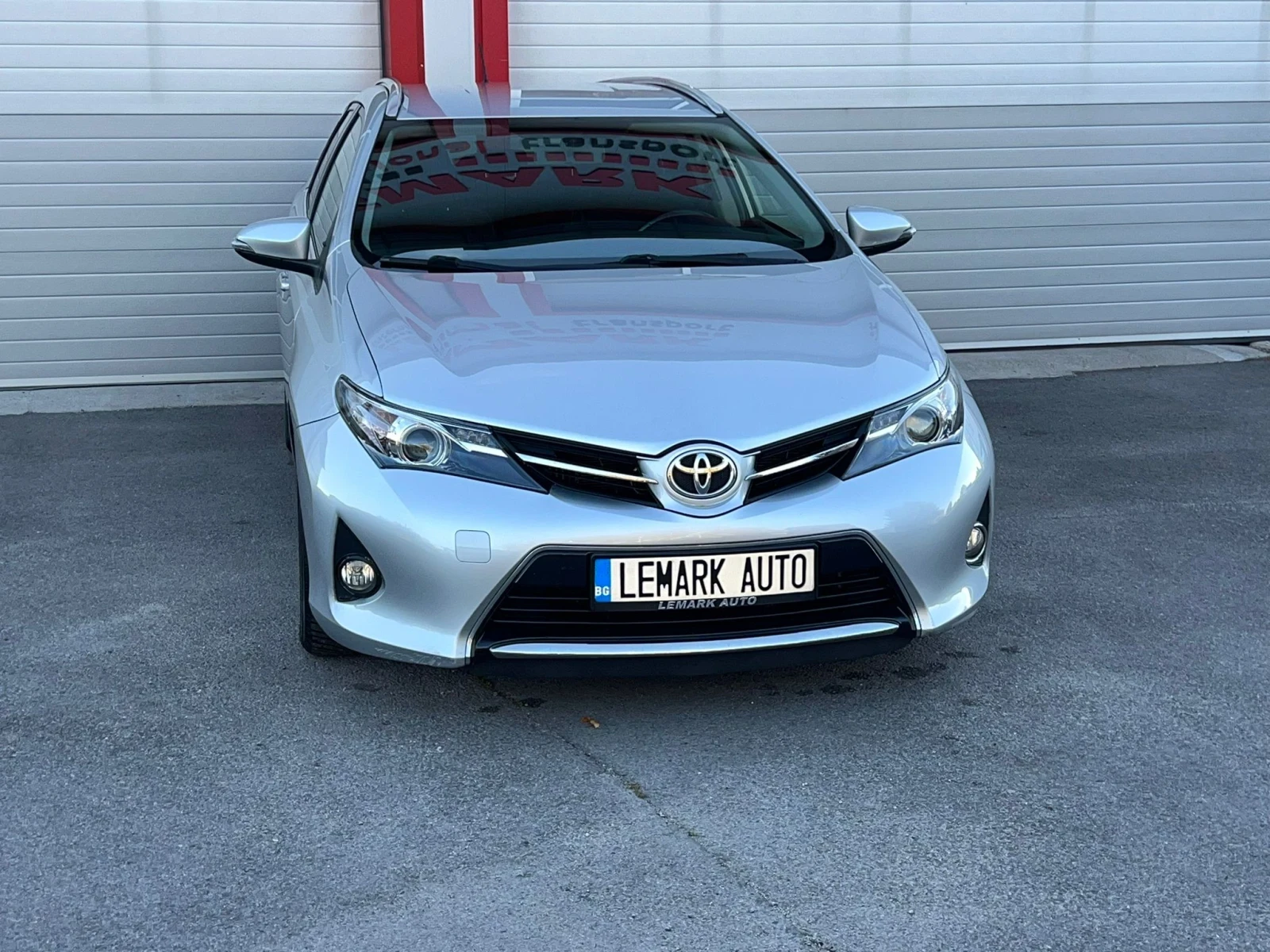 Toyota Auris 1.4D-4D NAVI KAMERA EVRO 5B 6-СКОРОСТИ ЛИЗИНГ!!! - изображение 3