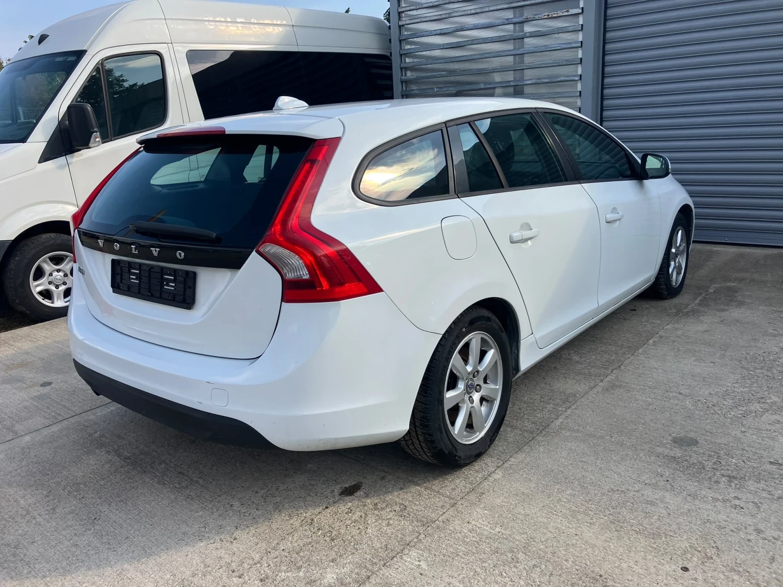 Volvo V60 2.0 D | Mobile.bg � ����������� 8