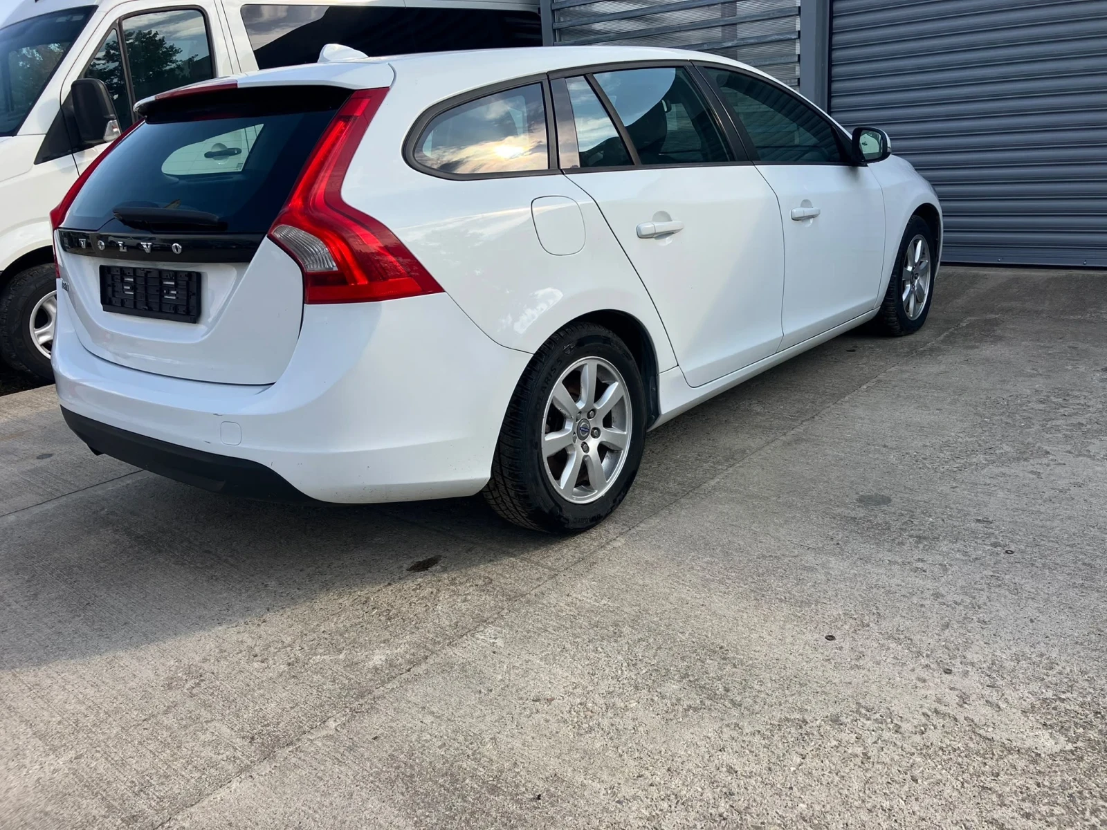 Volvo V60 2.0 D | Mobile.bg � ����������� 10