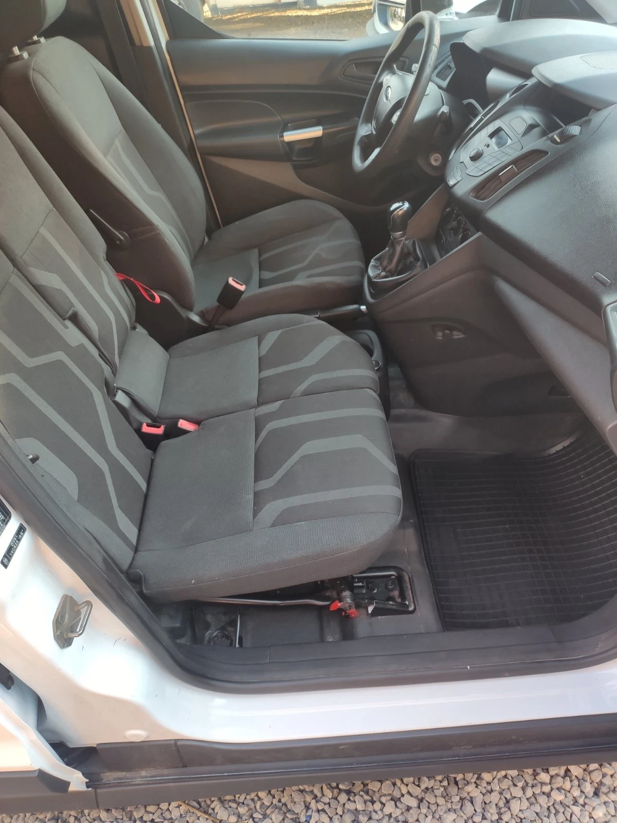 Ford Connect 1.6tdci - изображение 7