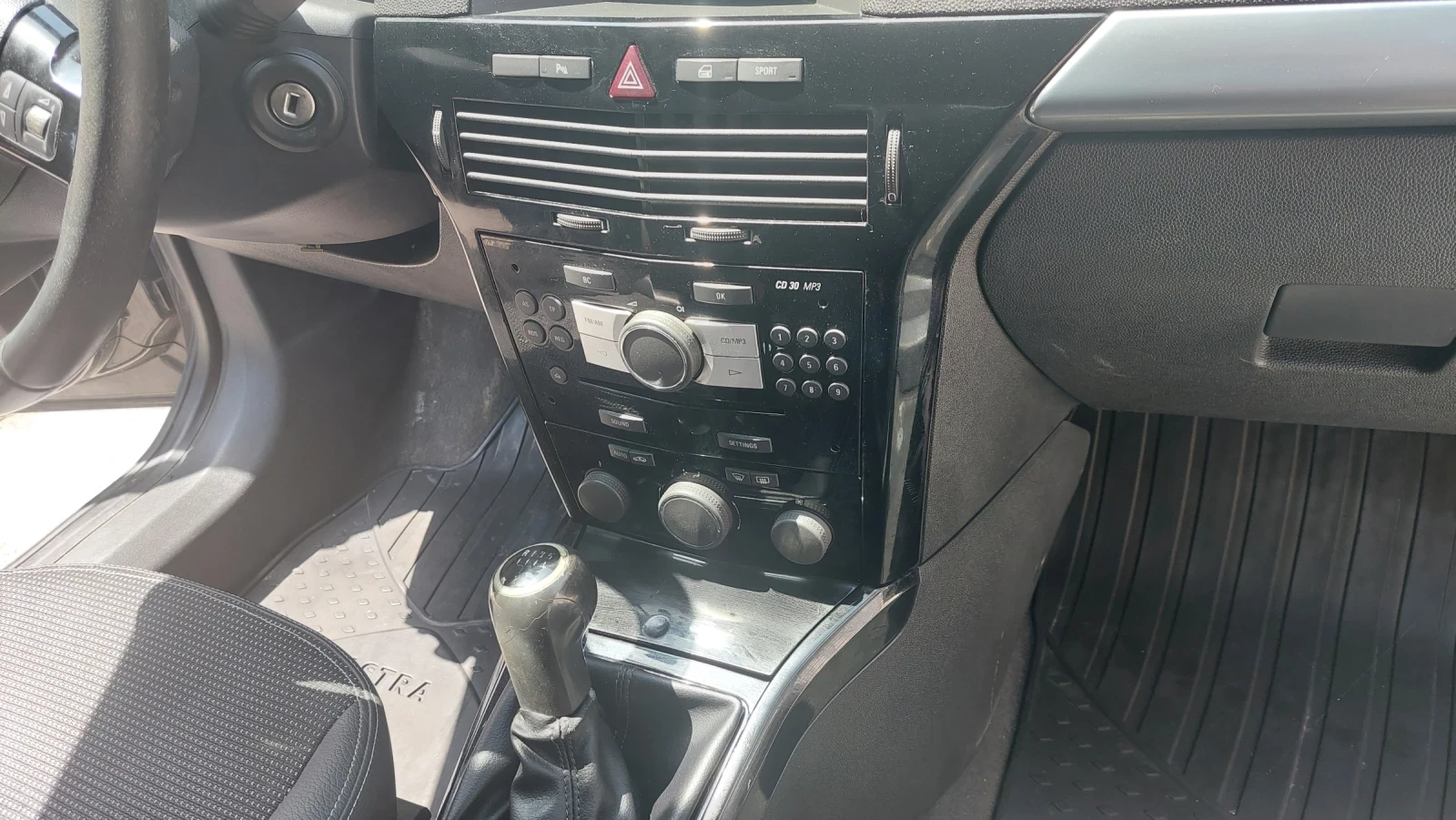 Opel Astra 1.9 CDTI - изображение 10
