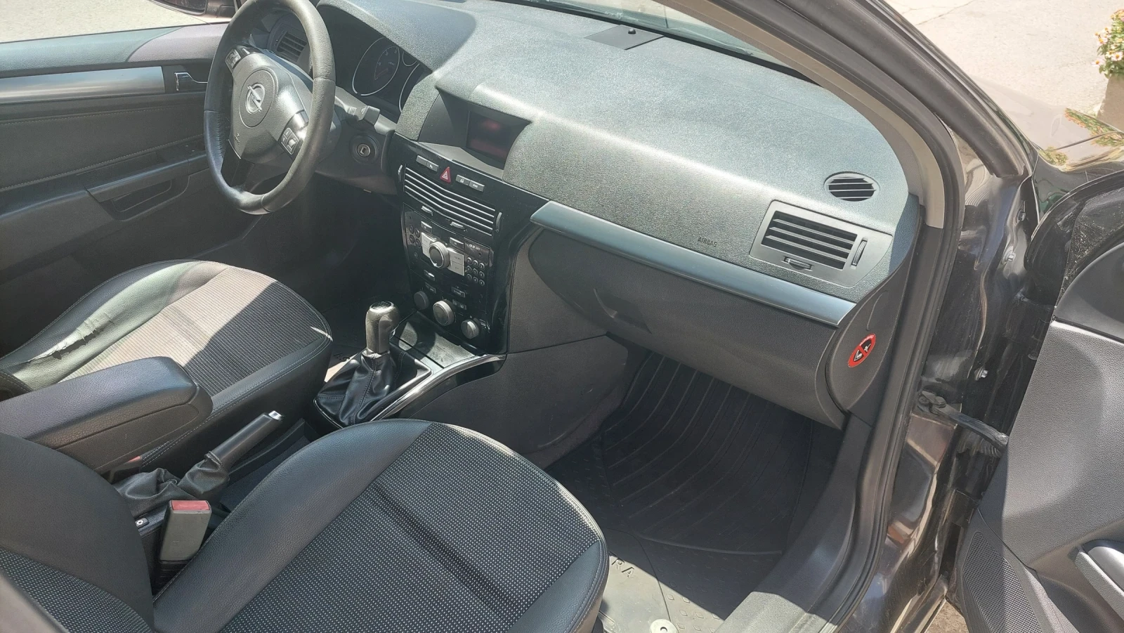 Opel Astra 1.9 CDTI - изображение 8