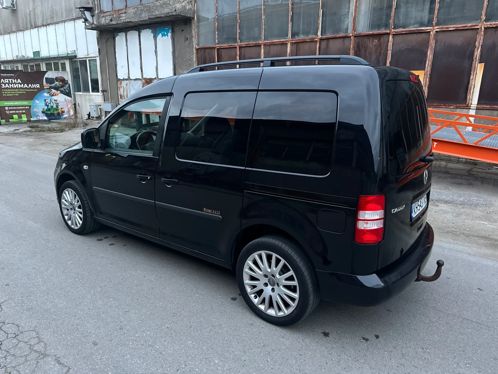 VW Caddy 2.0i - изображение 4