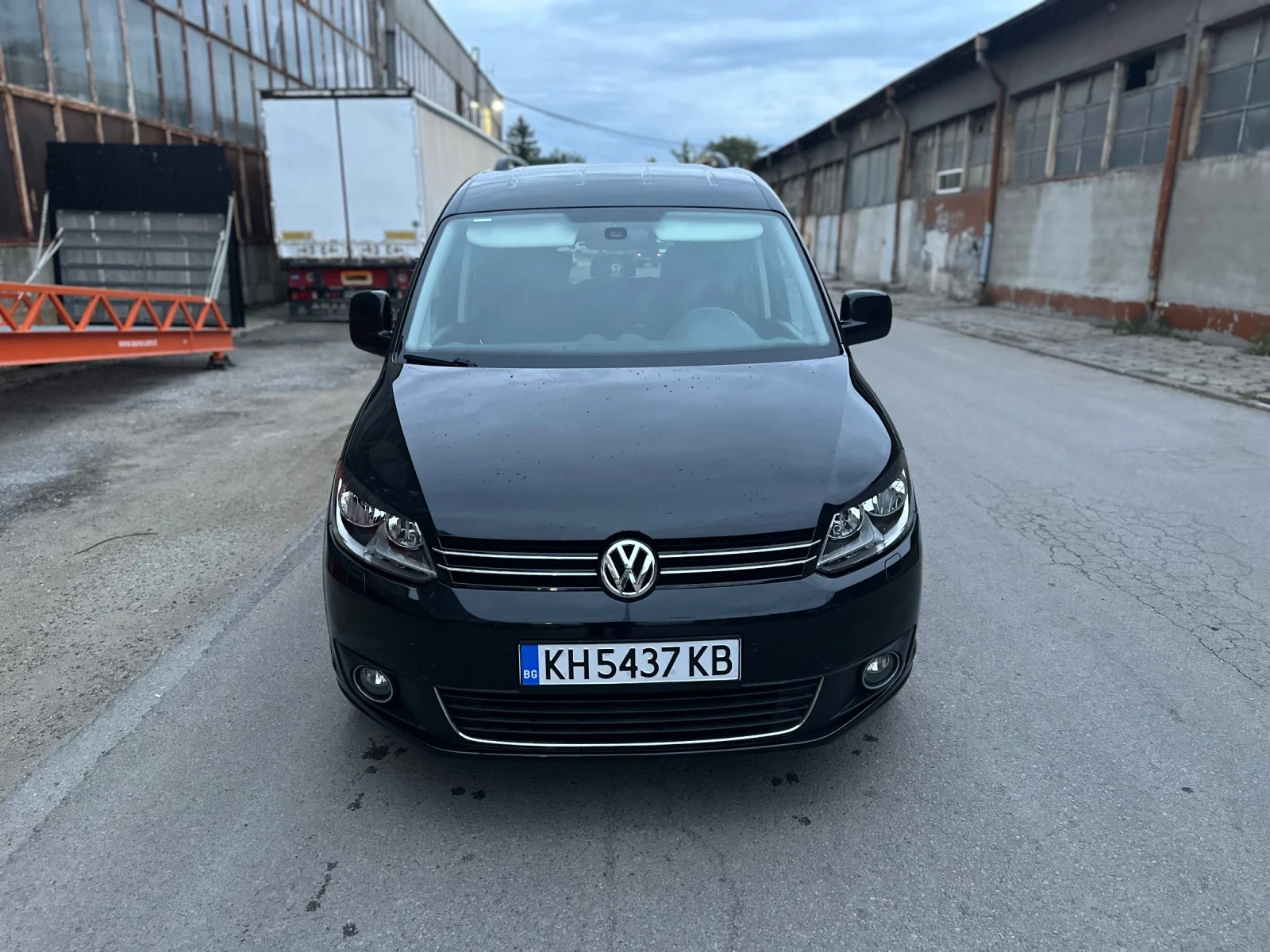 VW Caddy 2.0i - изображение 2