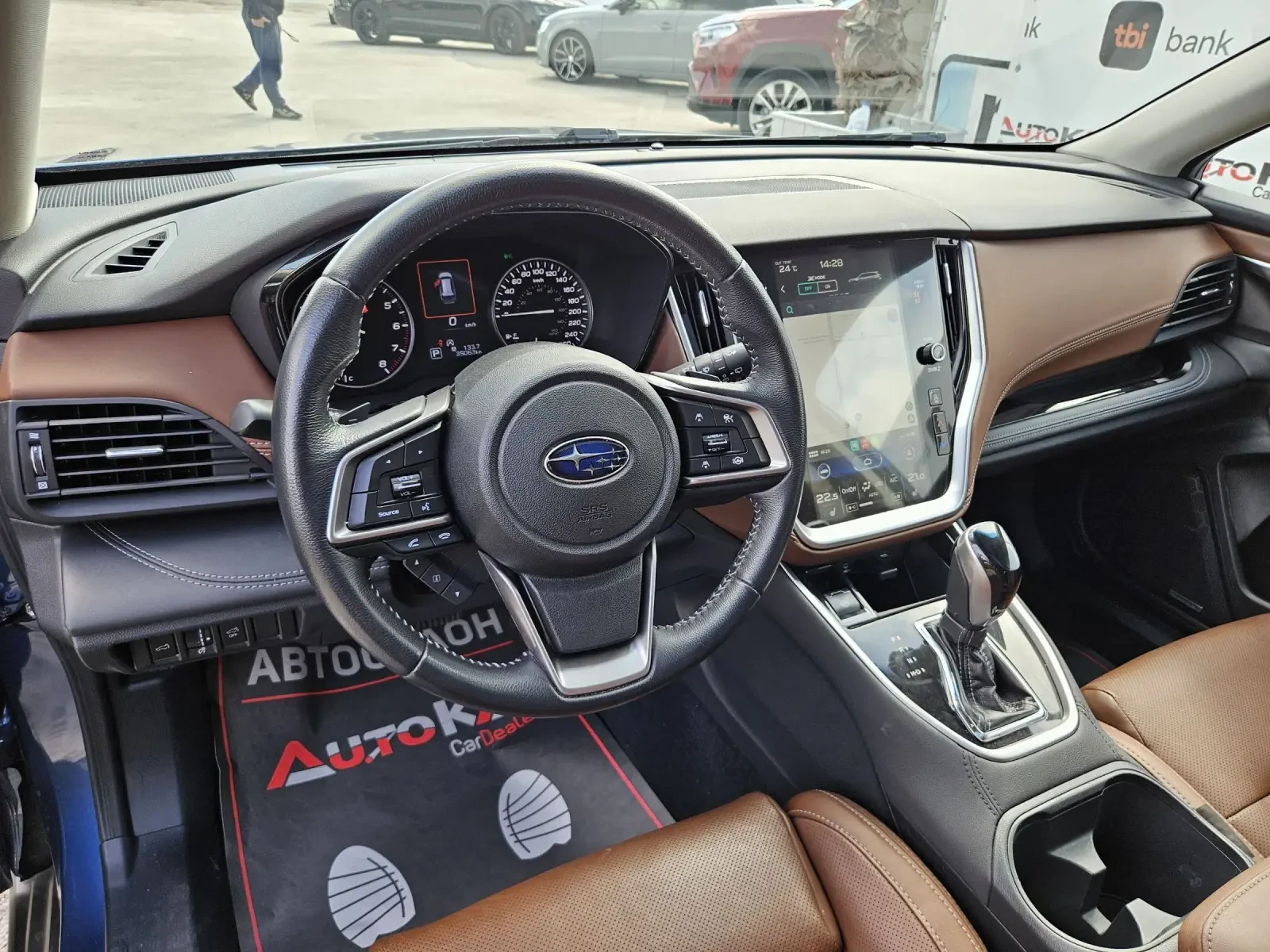 Subaru Outback 2.5i-185kc= 35.000км= ДИСТРОНИК= H&K= CAR PLAY - изображение 8