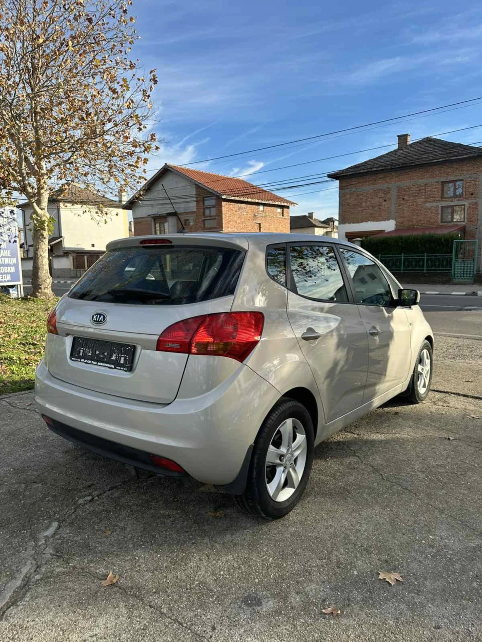 Kia Venga  - изображение 7