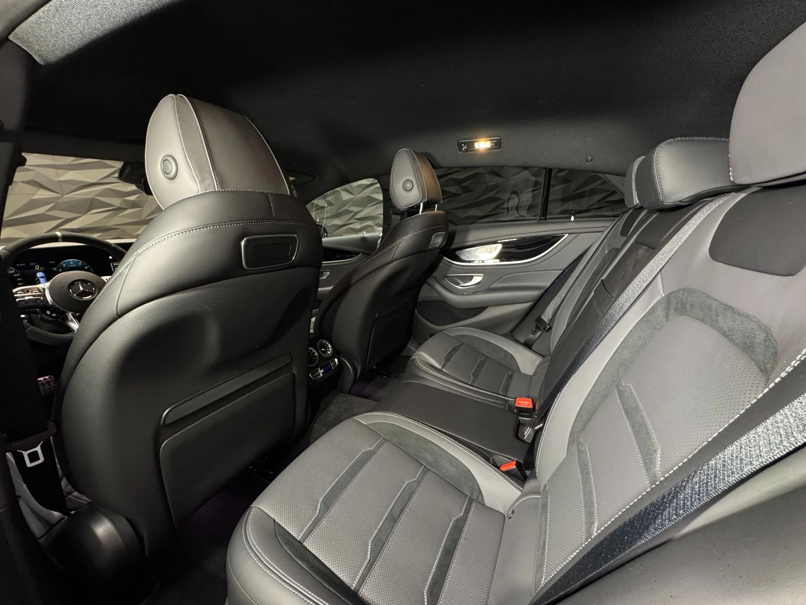 Mercedes-Benz AMG GT 63 S - ГАРАНЦИЯ - ОБДУХВАНЕ - BURMSTR - изображение 8