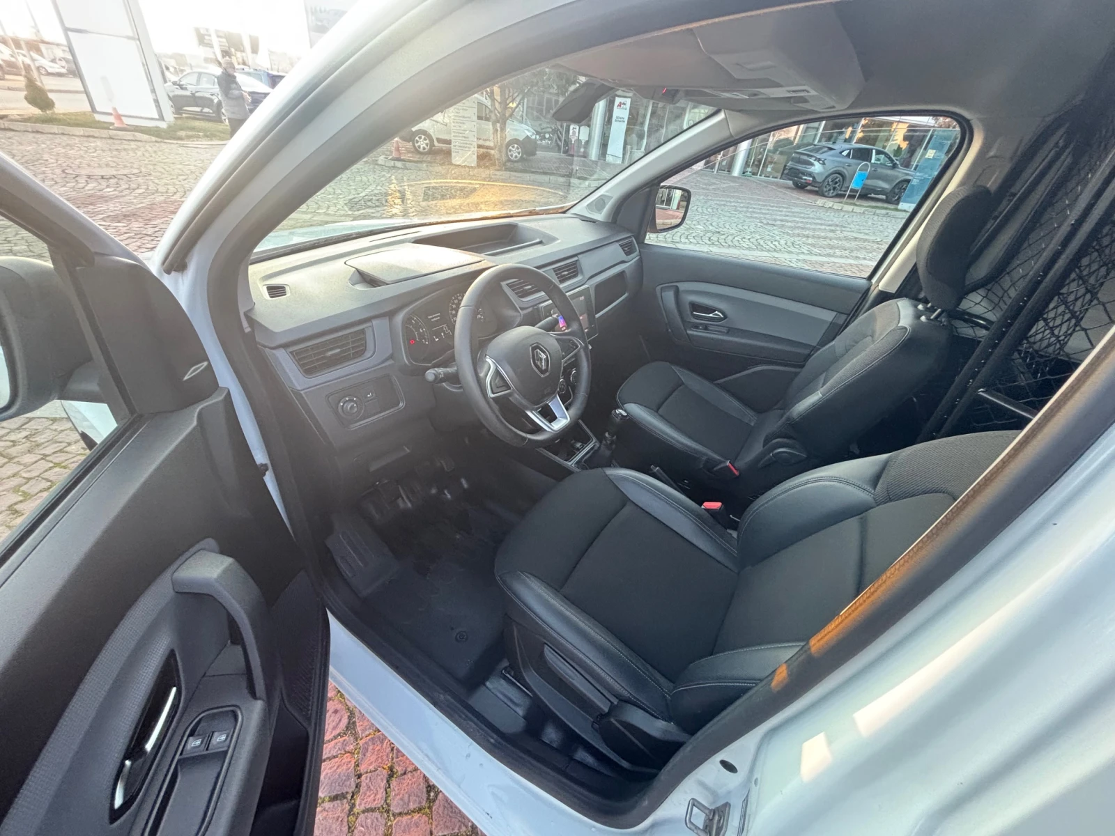 Renault Express 1, 5 Blue dCi 75 hp BVM6 | Mobile.bg � ����������� 14