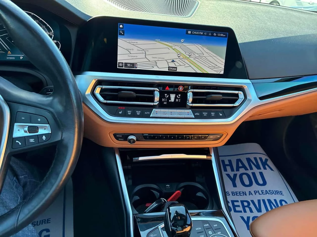 BMW 330 e xDrive/CARFAX/HUD/ШИБИДАХ, снимка 10 - Автомобили и джипове - 54072127