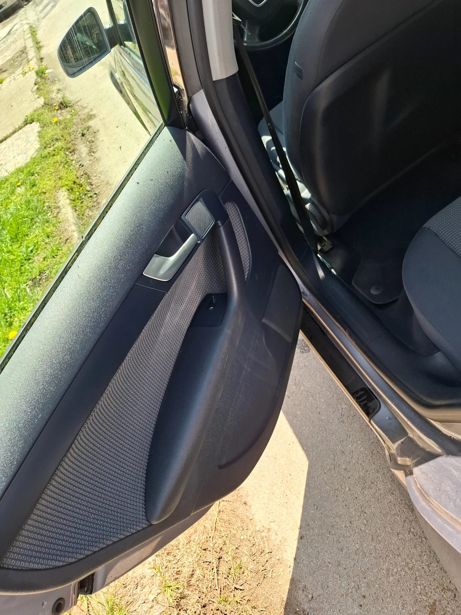 Audi A3 1.6 6 скорости, снимка 7 - Автомобили и джипове - 54150751