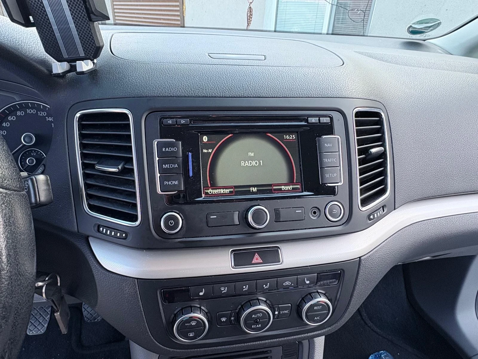 Seat Alhambra, снимка 6 - Автомобили и джипове - 54170873