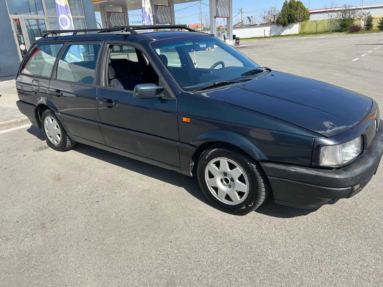 VW Passat 1.8 МОНО, снимка 6 - Автомобили и джипове - 54173218