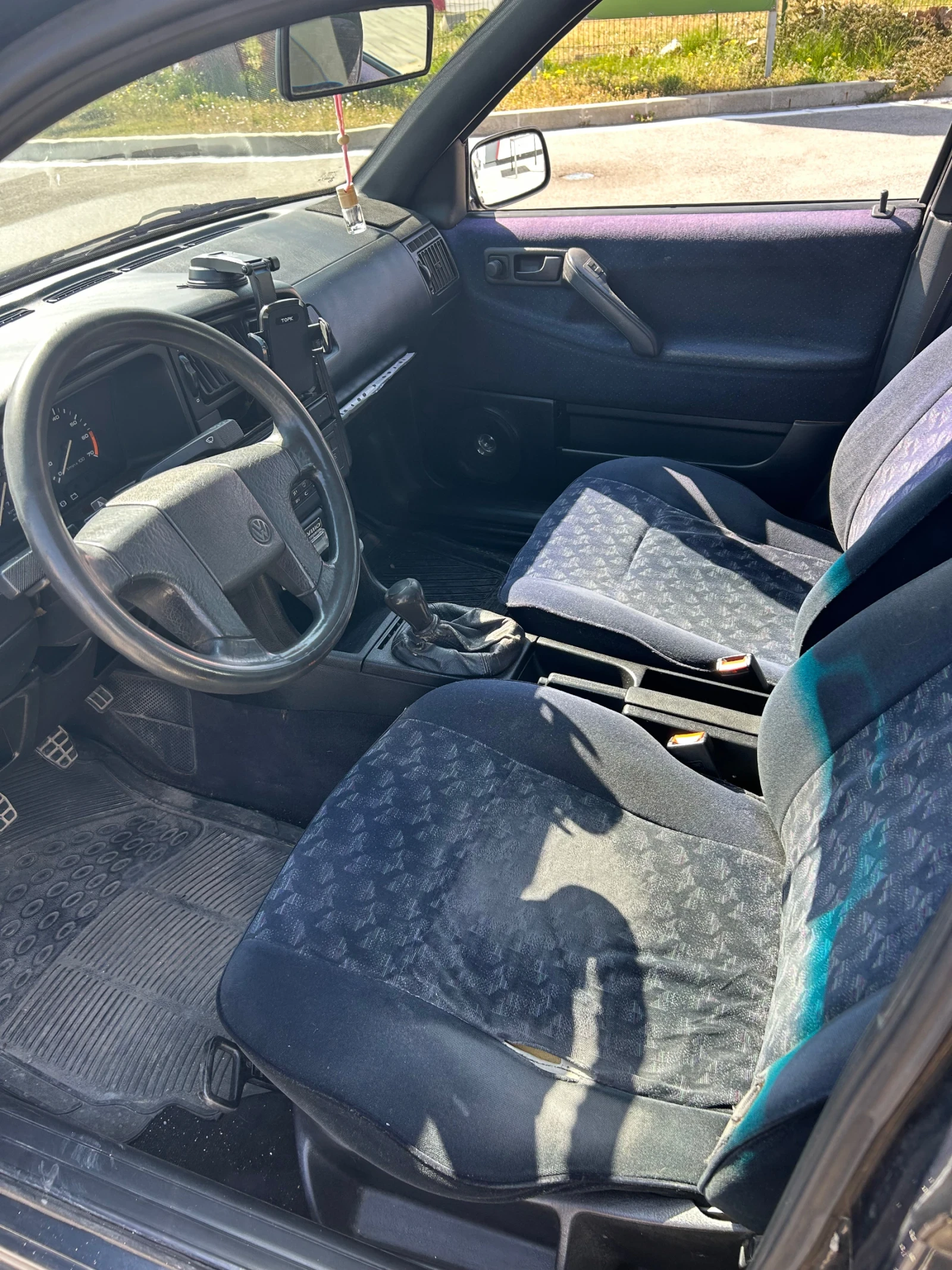 VW Passat 1.8 МОНО, снимка 8 - Автомобили и джипове - 54173218