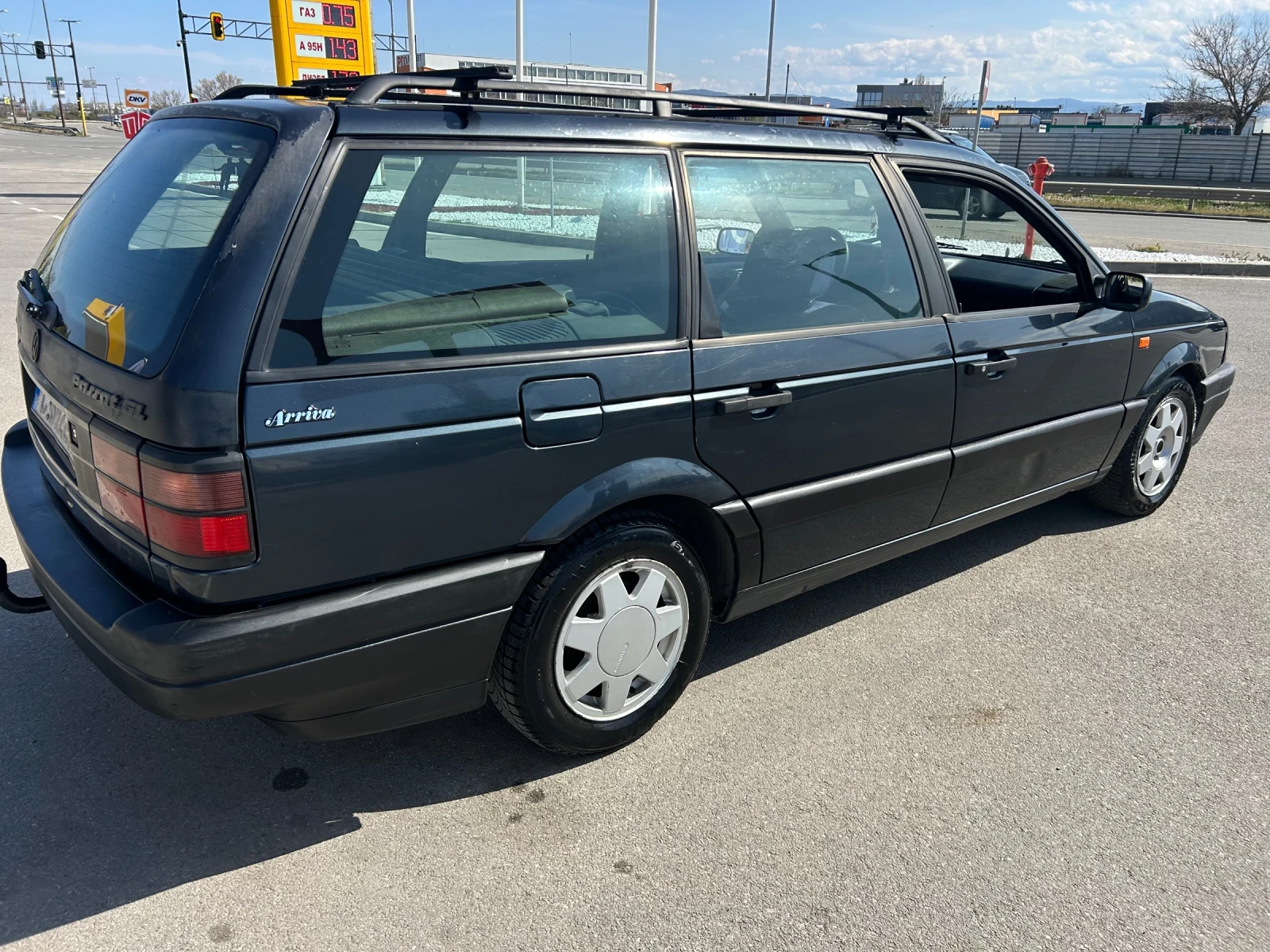 VW Passat 1.8 МОНО, снимка 7 - Автомобили и джипове - 54173218