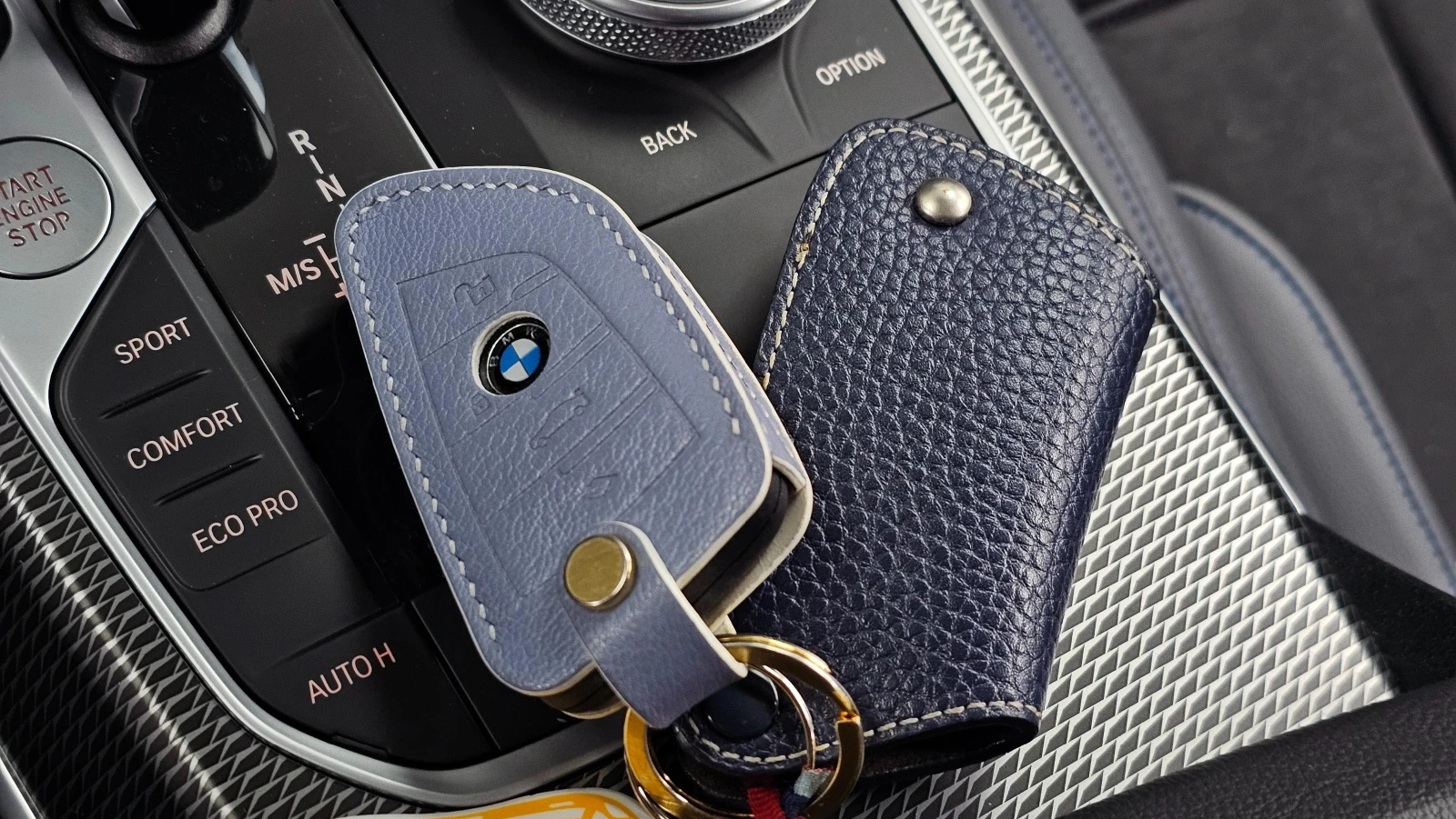 BMW 320 M* SPORT* ДИГИТАЛНО* ТАБЛО* КАМЕРА* КЕЙЛЕС* , снимка 16 - Автомобили и джипове - 54414446