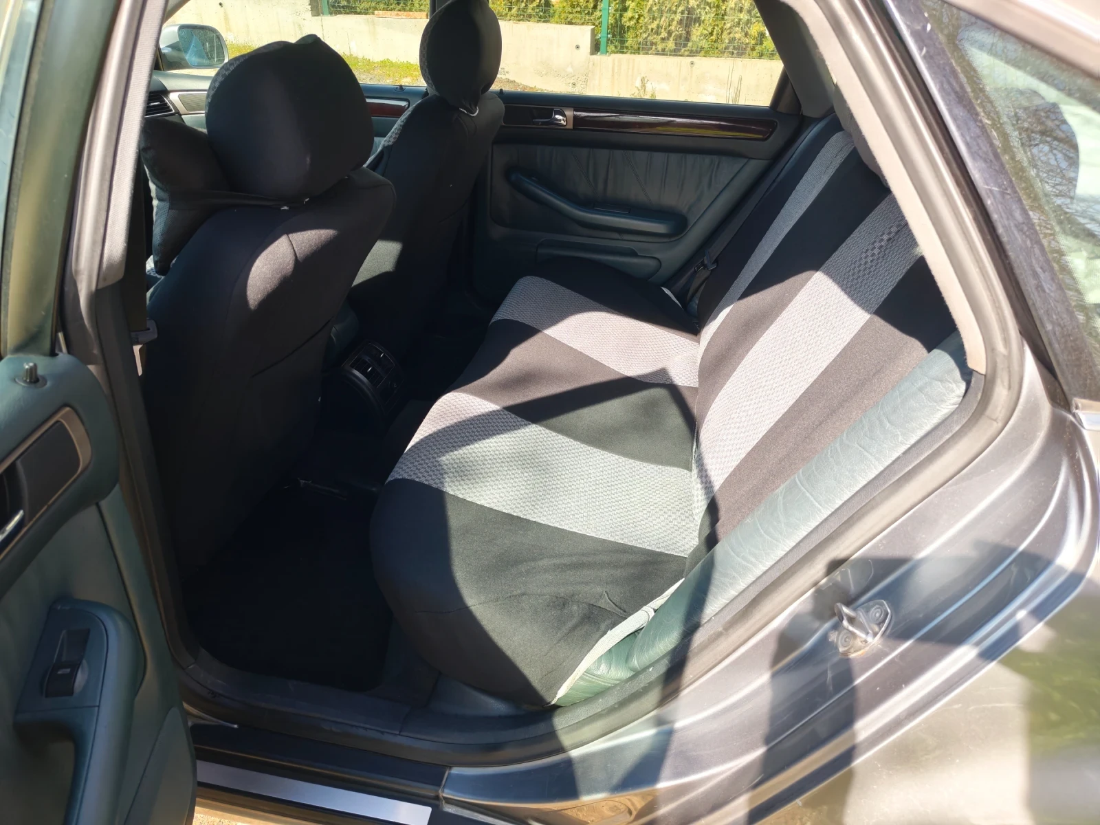 Audi A6 C5, снимка 4 - Автомобили и джипове - 54704136